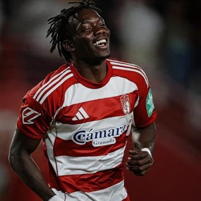 Sporting em negociações por extremo do Granada