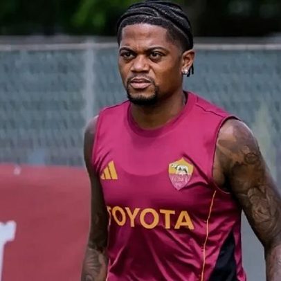Roma encerra empréstimo de Leon Bailey