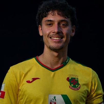 Paços de Ferreira vence Penafiel e sobe na tabela