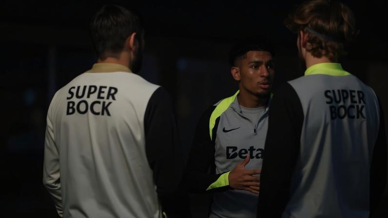 Luis Guilherme a treinar