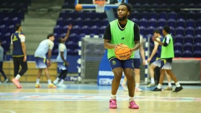 Basquetebolistas do FC Porto preparam jogo contra Ovarense na Liga Betclic