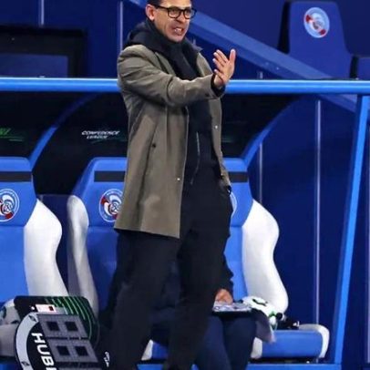 Adeptos do Estrasburgo manifestam descontentamento com saída de Rosenior