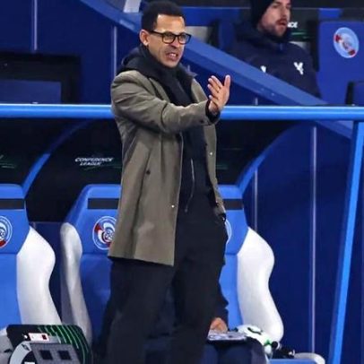 Adeptos do Estrasburgo veem saída de Rosenior como humilhação