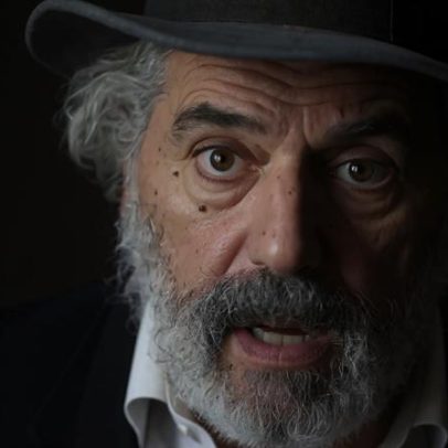 Manuel João Vieira declara horta, €1.318, 700 cepas de vinha e prédio em Campo de Ourique