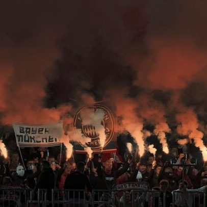 Bayern de Munique considera fechar bancada após série de multas