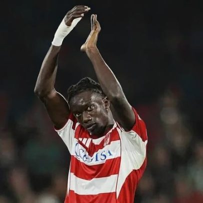 Sporting e Granada perto de acordo por Faye; extremo não é opção vs Rayo