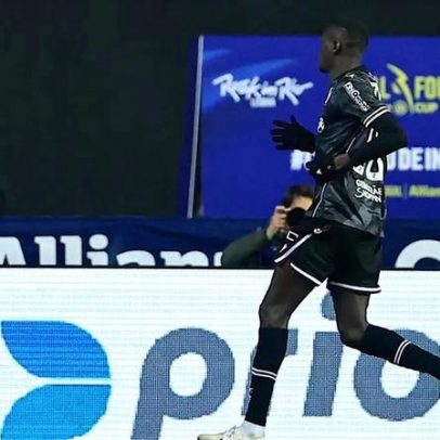 Ndoye marca bis e coloca V. Guimarães na final da Allianz Cup