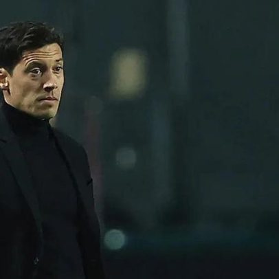 Luís Pinto recusa 'dedo de treinador' na reviravolta do V. Guimarães