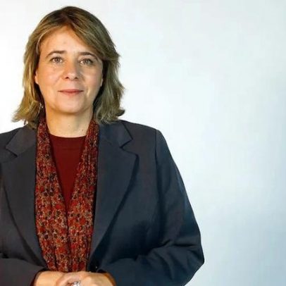Catarina Martins, menina com botas ortopédicas, pratica vários desportos