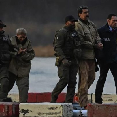 Nicolás Maduro e a mulher feridos durante a captura, segundo a CNN