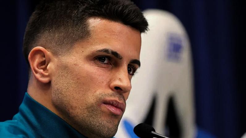 João Cancelo rumo a Barcelona