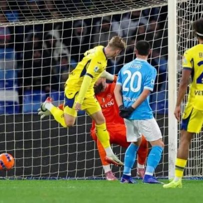 Nápoles empata em casa com Verona e pode perder terreno para Milão