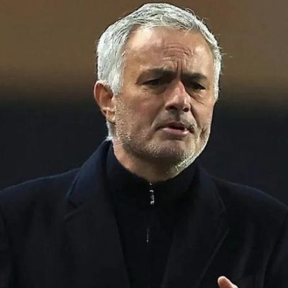 Mourinho reage a João Pinheiro com comentário sobre expulsar campeão do Mundo