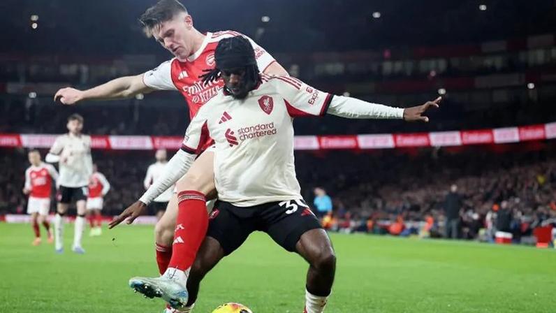 Gyökeres lutou muito, mas não conseguiu dar nas vistas frente ao Liverpool