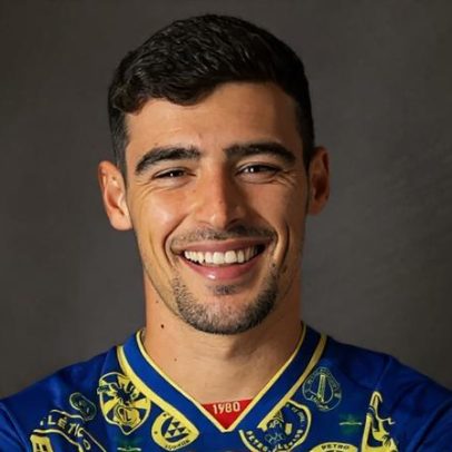 Costinha apresentado no Petro de Luanda