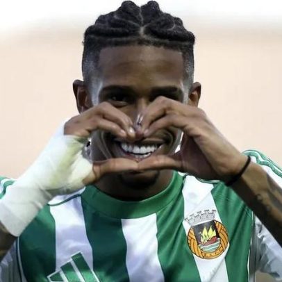 André Luiz quer apenas o Benfica e reforça aliança com as águias