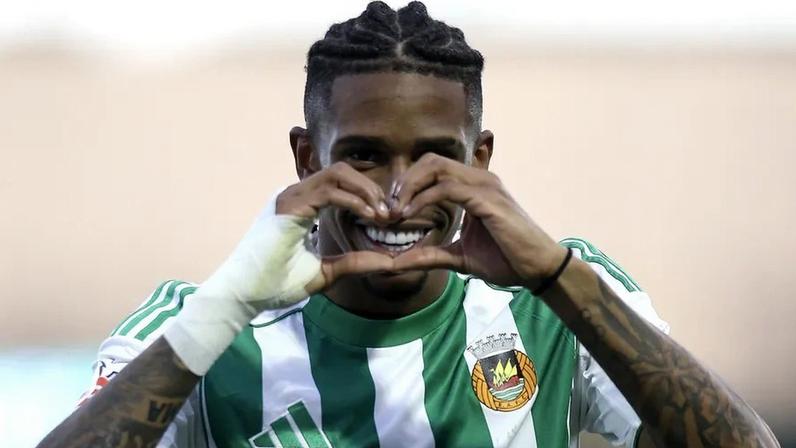 André Luiz quer reforçar o Benfica