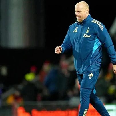 Treinador do Nottingham responde a questões sobre tempo de jogo