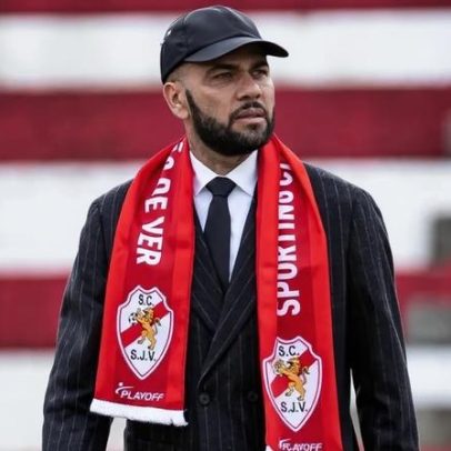Dani Alves em São João de Ver para o jogo com o Fafe
