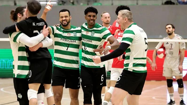 Leões festejam perante o desalento das águias