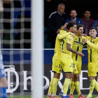 Renato Veiga titular, Villarreal vence Alavés e sobe ao 3.º lugar
