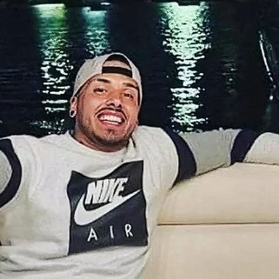 Membro dos Super Dragões detido com 200 mil euros e droga na PSP do Porto