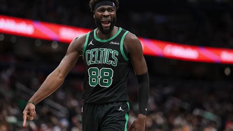 Neemias Queta em destaque nos Boston Celtic