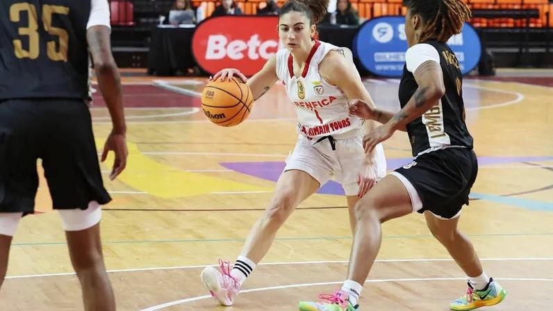 Benfica bate Lombos e conquista Taça Federação feminina de basquetebol