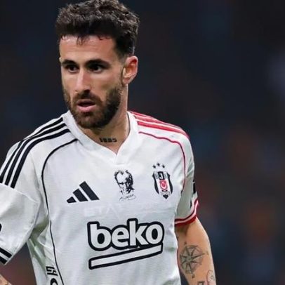 Benfica procura acordo com Besiktas por Rafa Silva