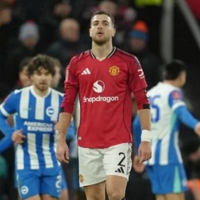 Dalot comenta mudança de treinador no Manchester United