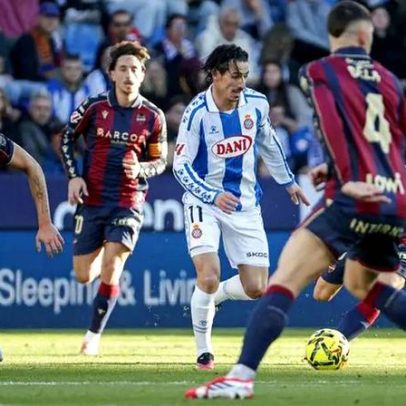 Espanyol empata em Levante e atrasa luta pelos lugares cimeiros