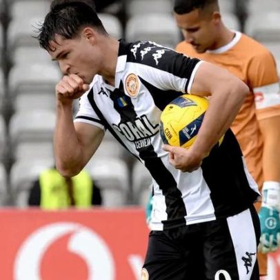 Venezuelano Chucho pode chegar a um clube maior