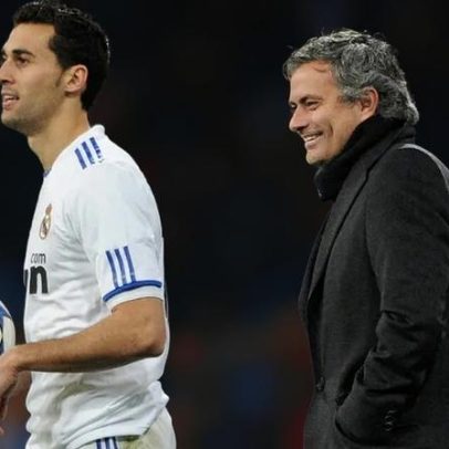 Arbeloa abandonou os companheiros no Real Madrid para bajular Mourinho