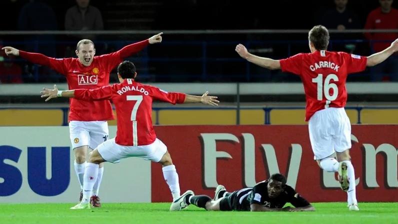 Rooney disponível para integrar equipa de Carrick no Manchester United