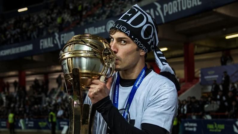 Prata da casa ajuda V. Guimarães na Allianz Cup