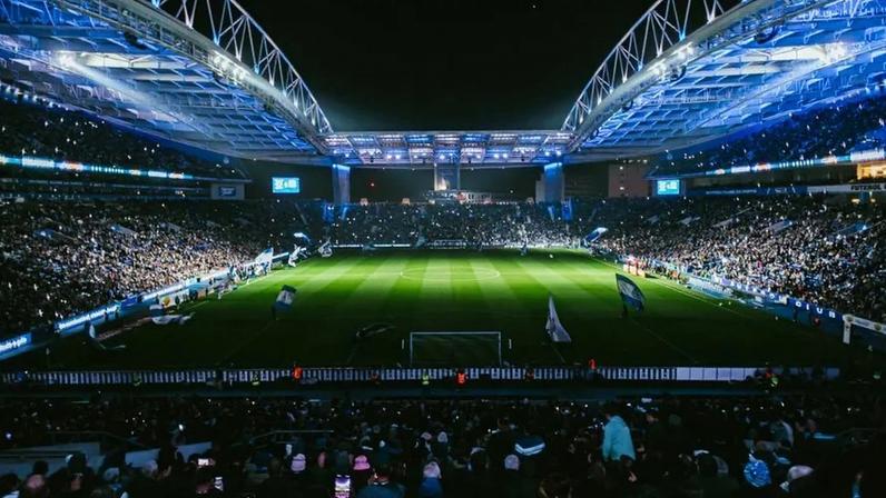 Coreografia preparada para o dérbi FC Porto-Benfica