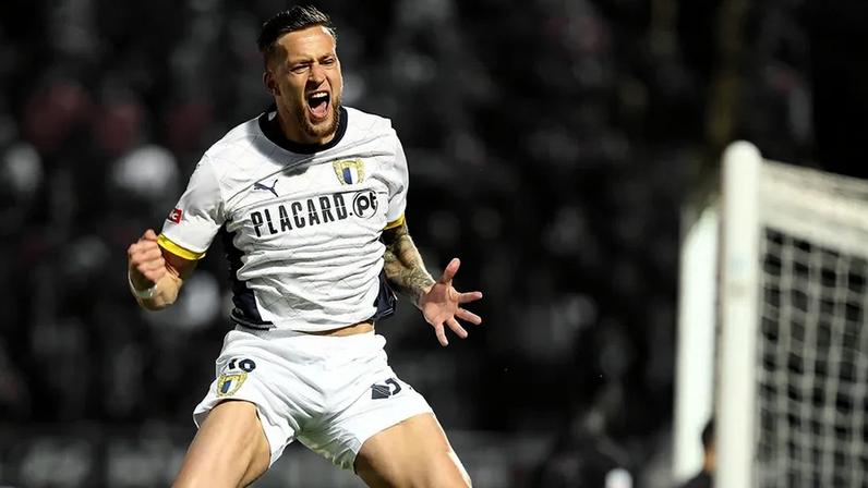 Famalicão não tem pressa em vender Justin de Haas