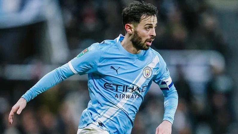 Guardiola espera renovação de Bernardo Silva por tempo indefinido