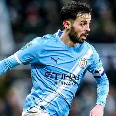 Guardiola espera renovação de Bernardo Silva por muitos anos