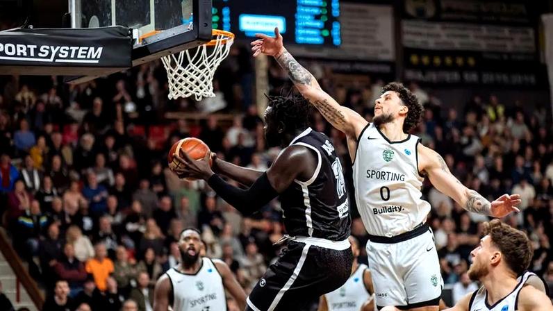 Sporting em ação na FIBA
