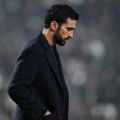 Real Madrid já procura substituto de Arbeloa após apenas um jogo