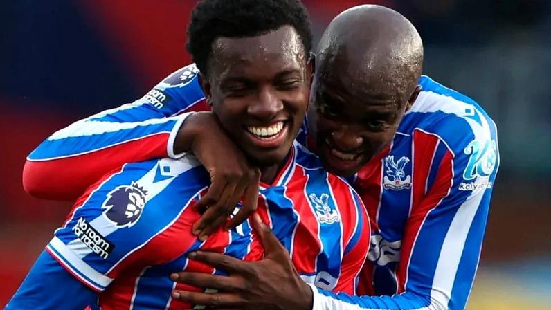 Juventus não desiste de Mateta