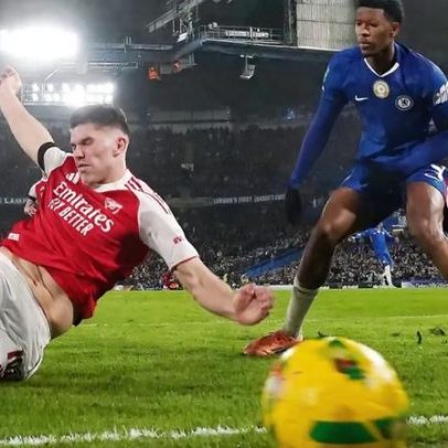Arsenal destaca Gyökeres como melhor em campo frente ao Chelsea