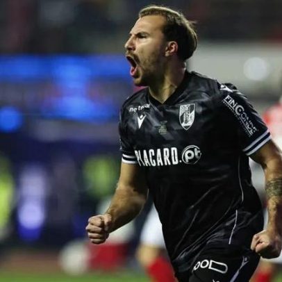 Samu revela orgulho em fazer parte da história do Vitória