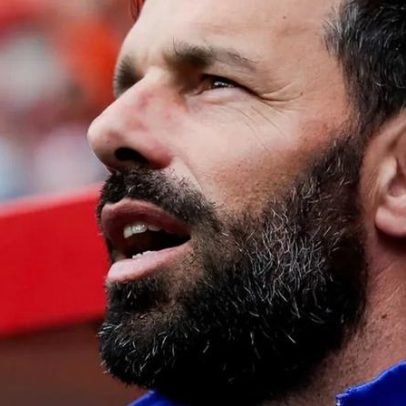 Van Nistelrooy regressa à seleção holandesa para ser adjunto de Koeman