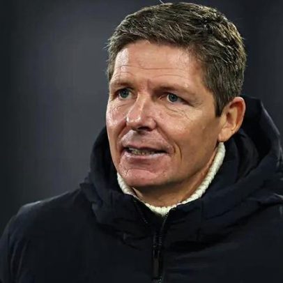 Oliver Glasner deixa o Crystal Palace no final da época