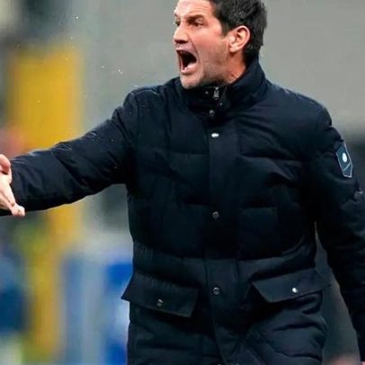 Chivu coloca o plantel do Inter em ordem