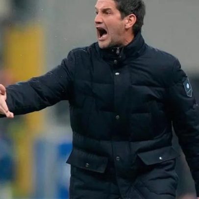 Chivu coloca o plantel do Inter na ordem após aperto no balneário