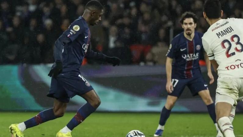 Dembélé brilhou sob olhar atento de Vitinha