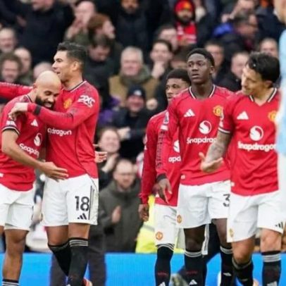 Manchester United vence Manchester City por 2-0 e volta a brilhar